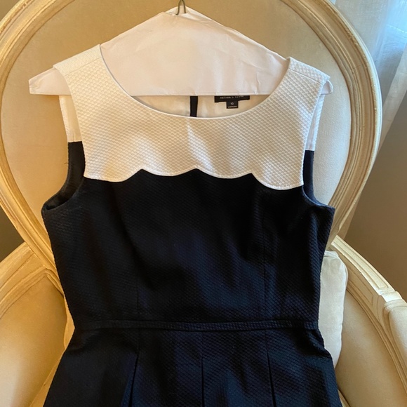 Tahari Black and white dress size 10 - Picture 3 of 13